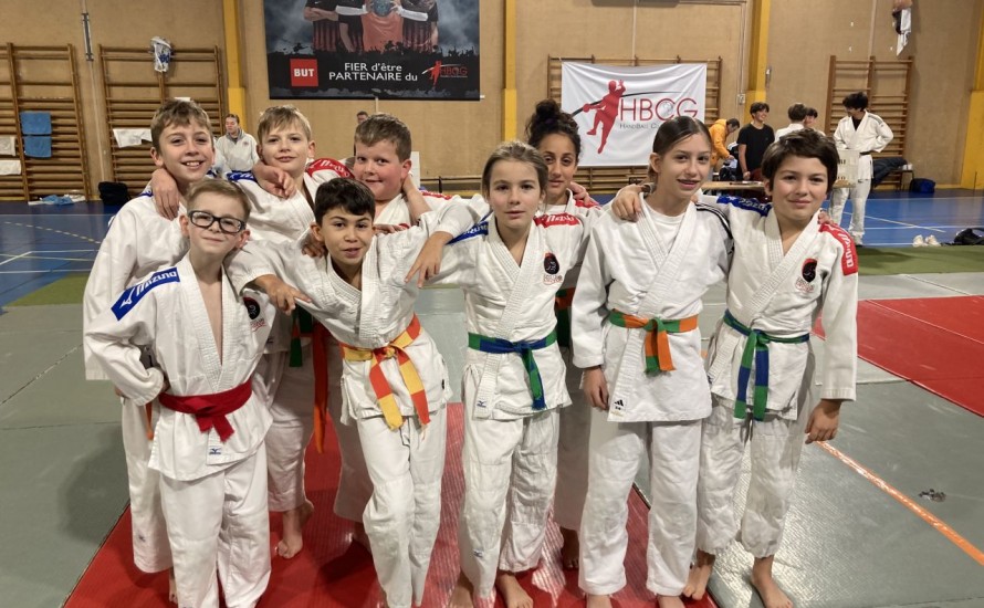 INTERCLUBS DU FCGUEUGNON JUDO > Une matinée de randoris éducatifs pour nos Poussins/Benjamins.