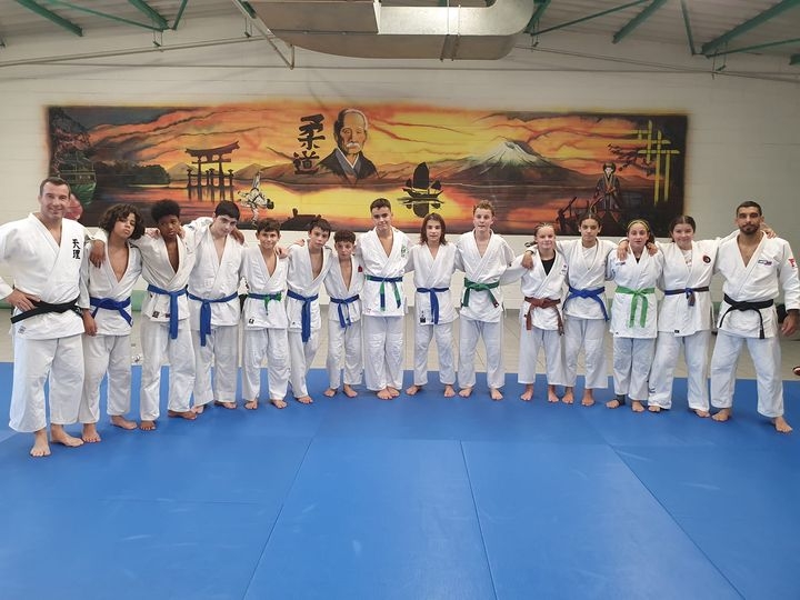 5ème TOURNOI NATIONAL DE SENS CD89 JUDO (GA71) > Soline et Mona deux belles 5ème place ! -20/10/2024